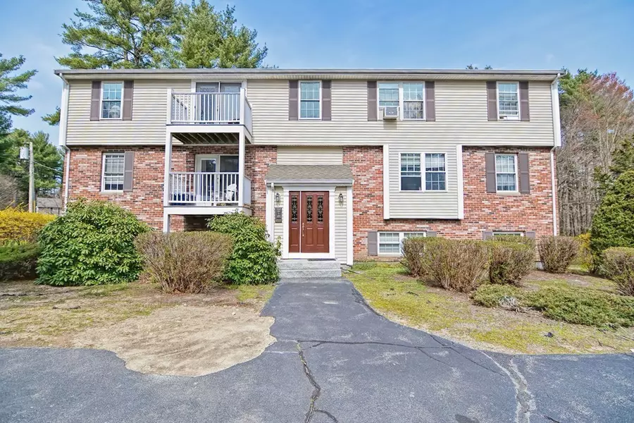 76 S Washington St, Norton, MA 02766