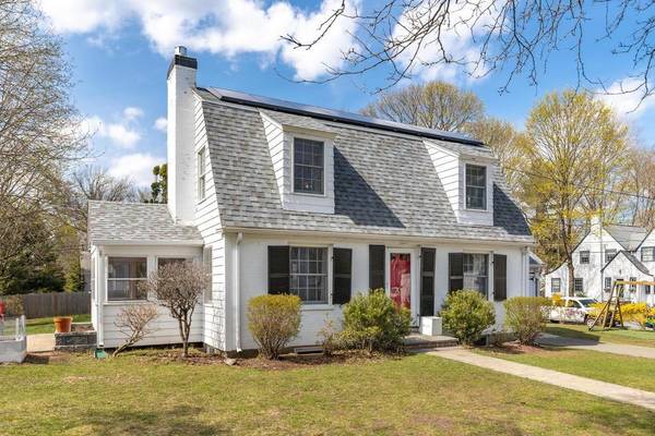 5 Hallron Rd, Newton, MA 02462