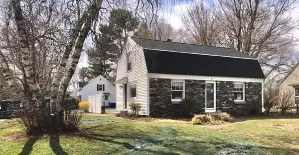 13 Bacon Street, Oxford, MA 01540