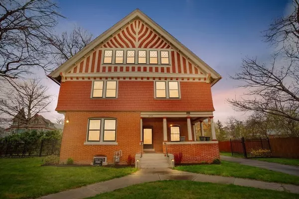 Springfield, MA 01109,1090 Worthington St