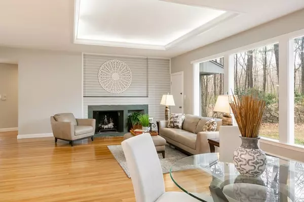 Lincoln, MA 01773,158 Sandy Pond Road