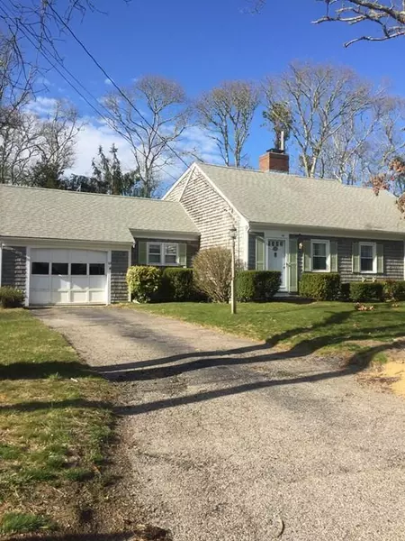 68 Beriah Brooks Rd, Harwich, MA 02645