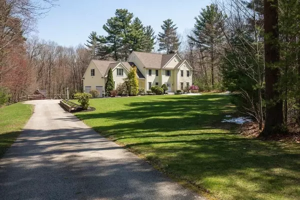 Northbridge, MA 01588,95 Rocky Rd