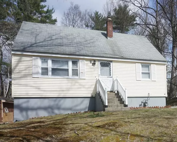 52 Janice Ave, Dracut, MA 01826