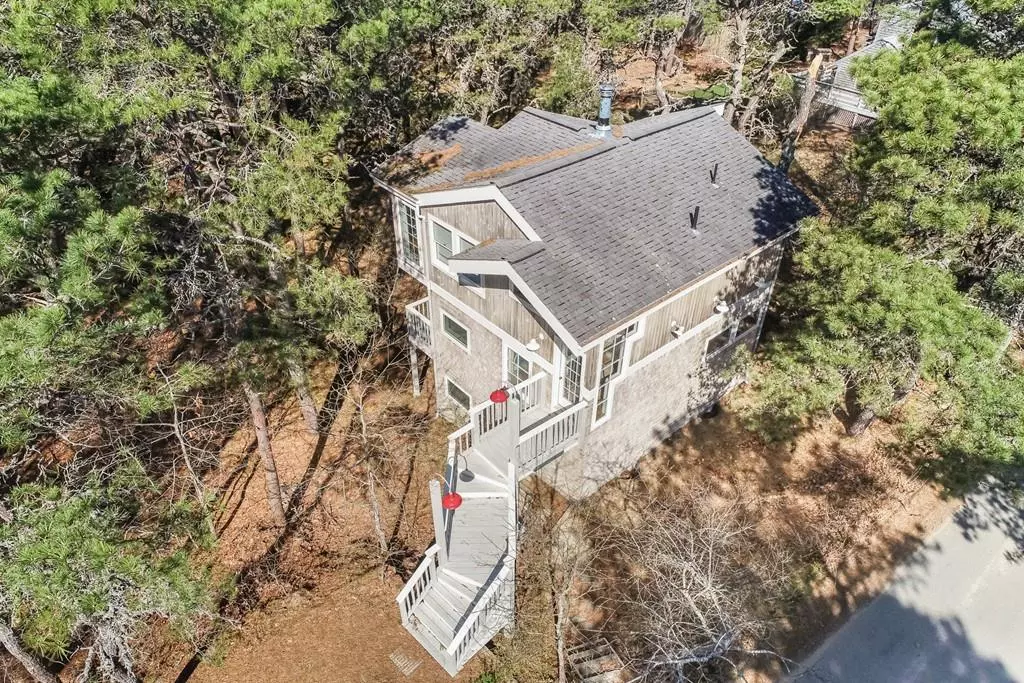 Wellfleet, MA 02667,70 King Phillip Rd