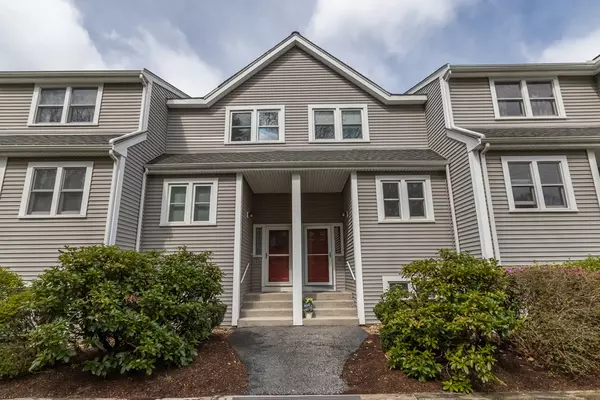 19 Summerville Rd #19, Foxboro, MA 02035