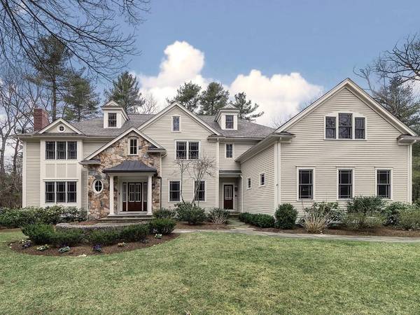 8 Pheasant Run, Wayland, MA 01778