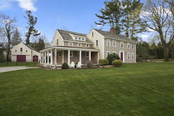 33 Marshall St, Duxbury, MA 02332