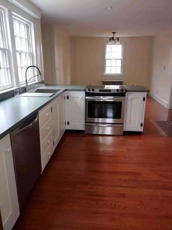 Royalston, MA 01368,10 South Royalston Rd