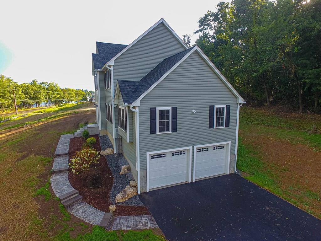 Lunenburg, MA 01462,238 Prospect St