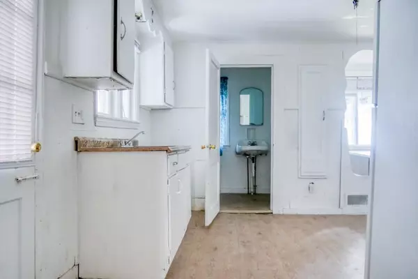 Springfield, MA 01105,45 Loring St