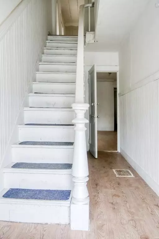 Springfield, MA 01105,45 Loring St