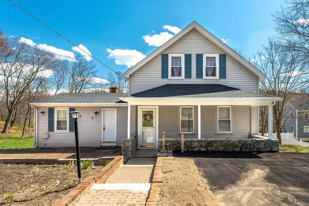 Southborough, MA 01772,32 Highland St