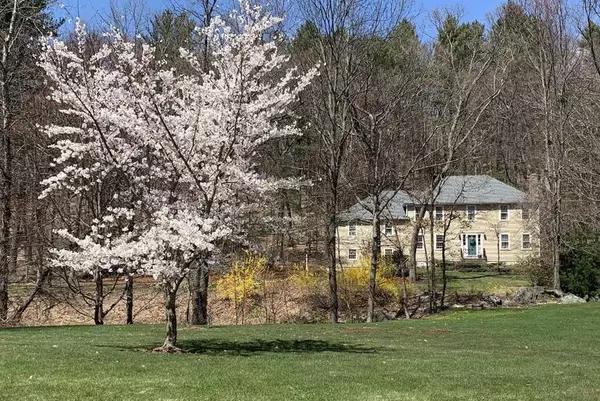 1 Kendall Dr, Northborough, MA 01532