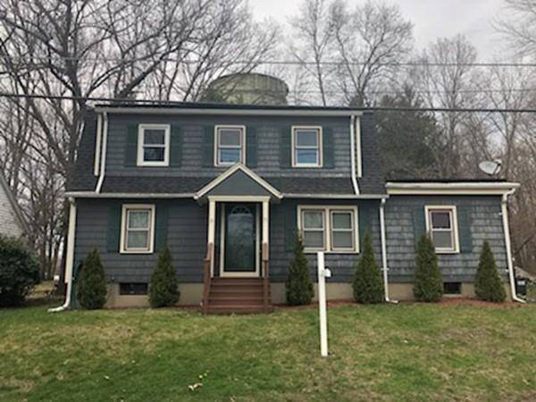 31 Tower St, Webster, MA 01570