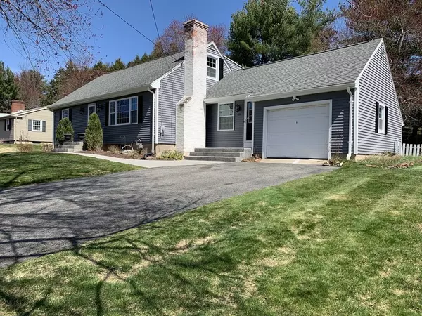 East Longmeadow, MA 01028,43 Meadow Rd