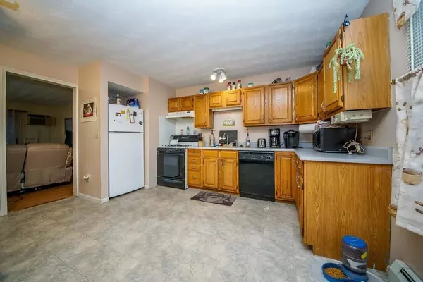 151 Buffinton St #1, Fall River, MA 02721