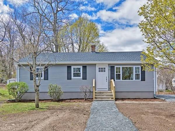 15 Gothic Ave, Worcester, MA 01606