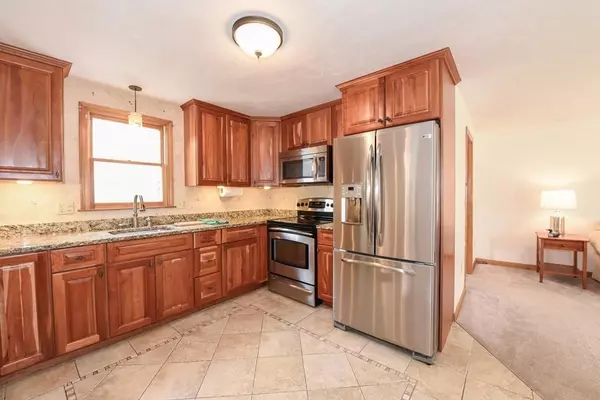 Groton, MA 01450,40 Anthony Dr