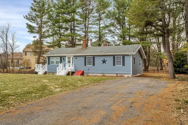 119 W Shore Dr, Ashburnham, MA 01430