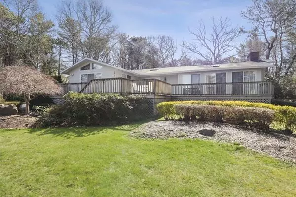 101 Waterway, Mashpee, MA 02649