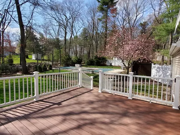 Ashland, MA 01721,10 Parkhurst Drive