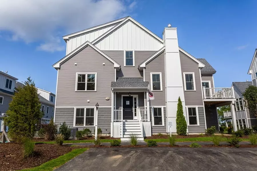 2 Spicebush, Plymouth, MA 02360