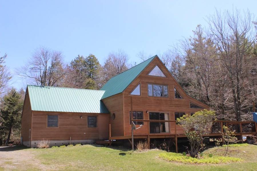 20 Town Farm Rd, Heath, MA 01346