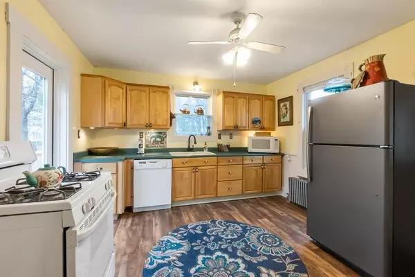 Gardner, MA 01440,15 Waterford Street