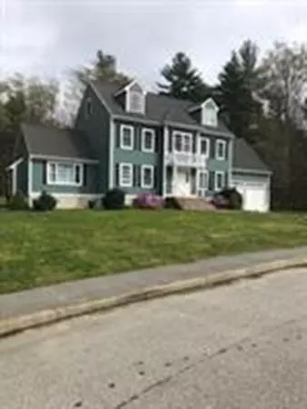 22 Belair Dr, Holbrook, MA 02343