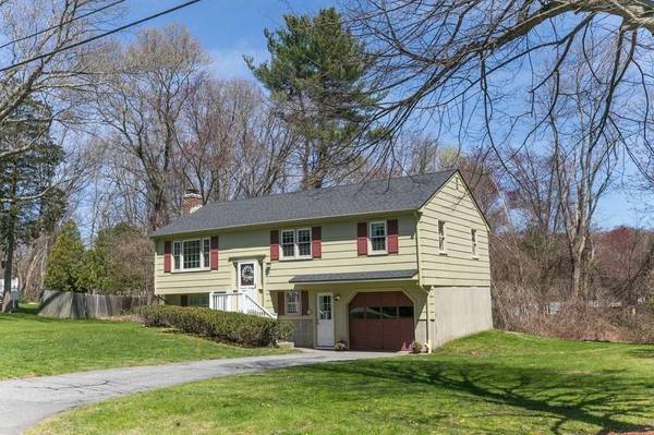 14 Carolyn Terrace, Southborough, MA 01772