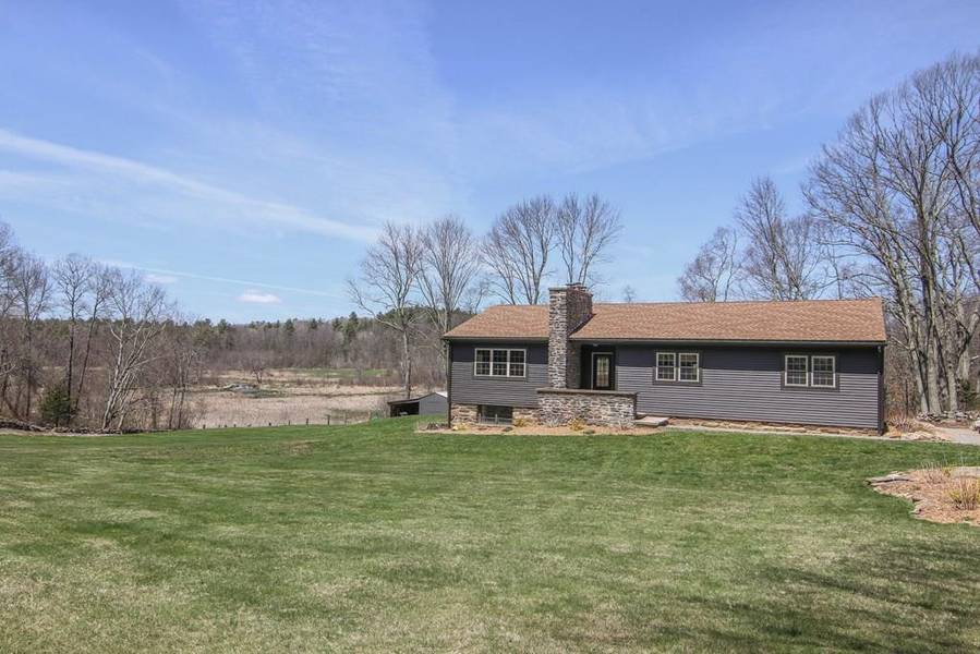 49 W Brookfield Rd, North Brookfield, MA 01535