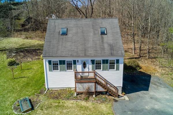 129 Conway Rd, Whately, MA 01093