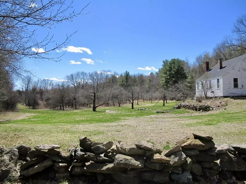 Harvard, MA 01451,13 Saint Johns Ln