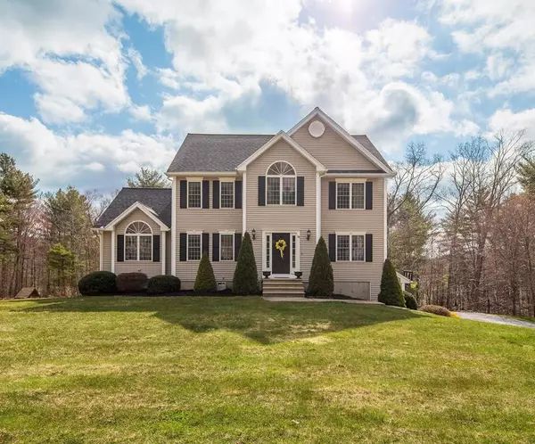 38 Tannery Rd, Sturbridge, MA 01518