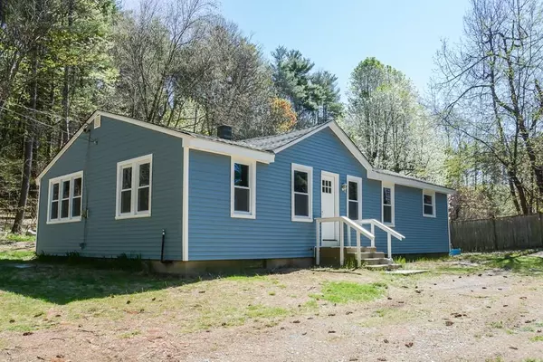 Groton, MA 01450,28 Skinners Rd