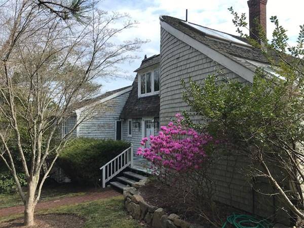 20 Wood Duck Way, Oak Bluffs, MA 02557