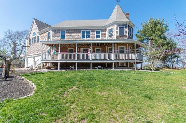 16 Jefferson Ave, Marshfield, MA 02050