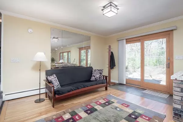 Stow, MA 01775,402 Taylor Rd