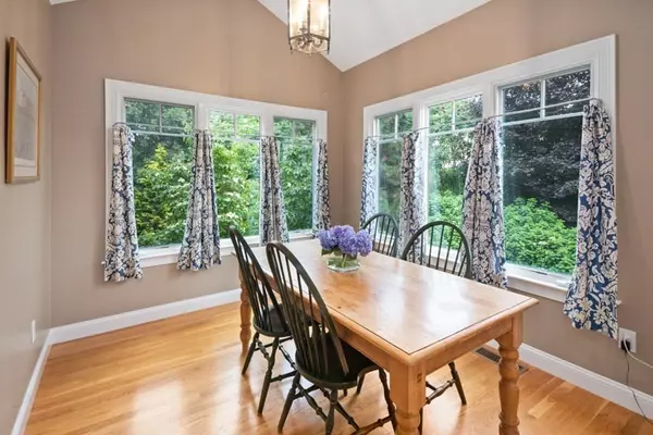 Hingham, MA 02043,9 Tillinghast Drive
