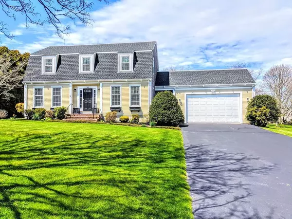 30 Vanderbilt Lane, Portsmouth, RI 02871