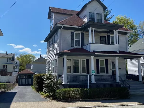 119 Foster St, Lowell, MA 01851