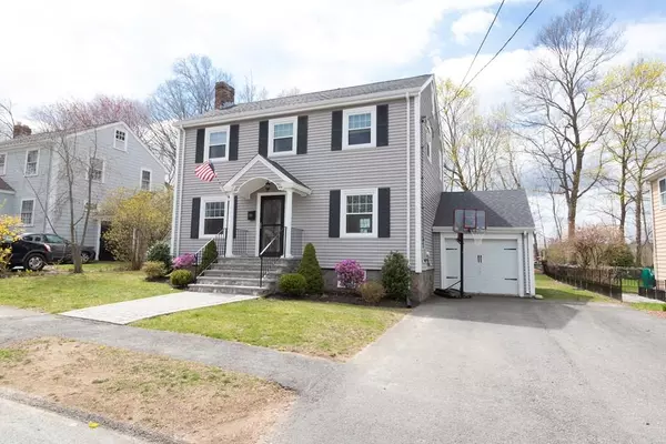 104 Gulliver St, Milton, MA 02186