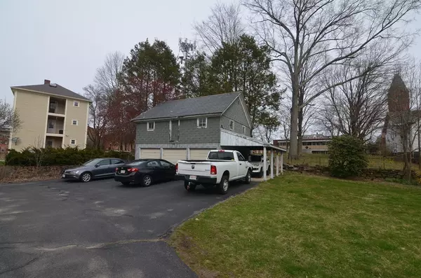 Southbridge, MA 01550,18-20 Dresser St