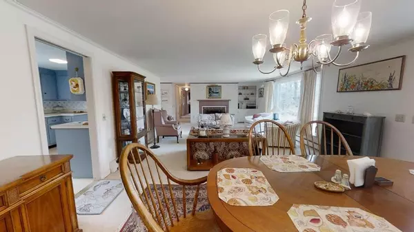 Yarmouth, MA 02675,33 Camelot