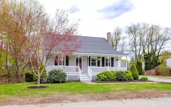 18 Sunset Ave, Oxford, MA 01540