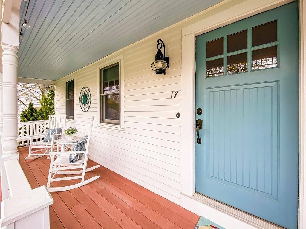 Scituate, MA 02066,17 Hazel Ave