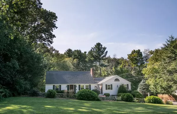 39 Upton Rd, Westborough, MA 01581