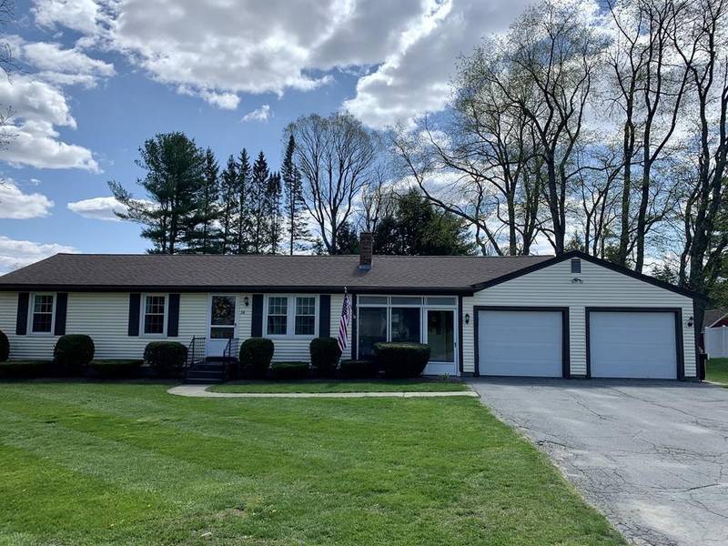 28 Hillcrest Drive, Bernardston, MA 01337