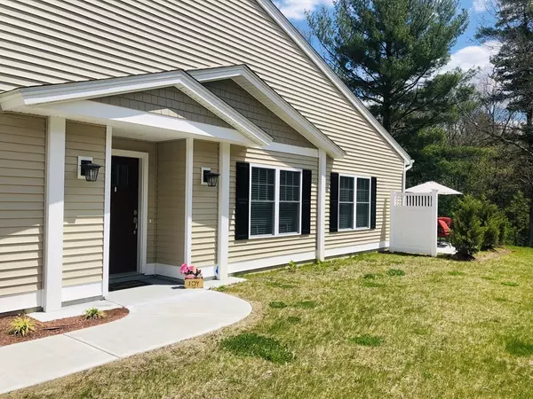 Uxbridge, MA 01569,113 Rogerson Crossing #29